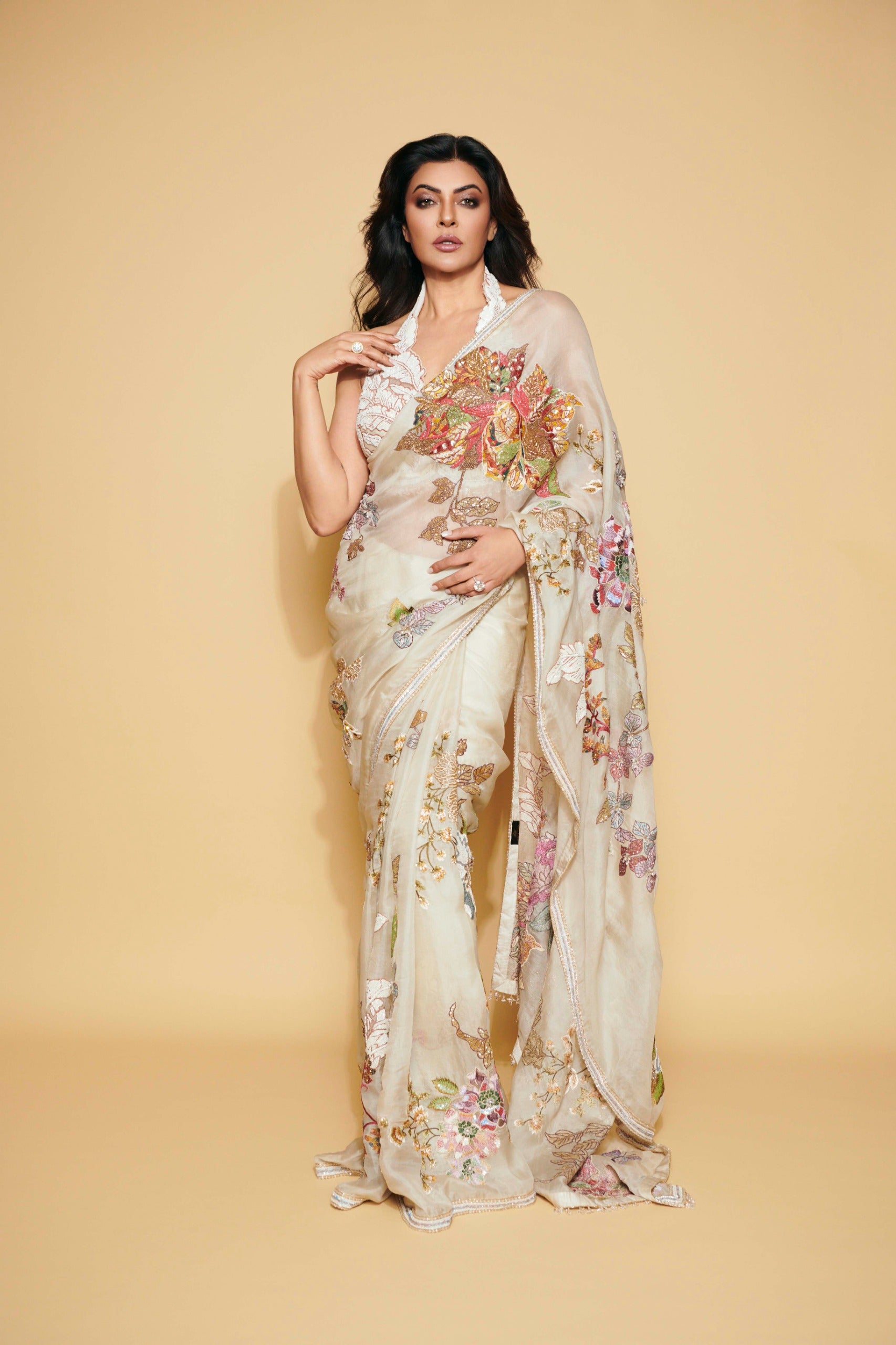 SUSHMITA SEN - Saree set