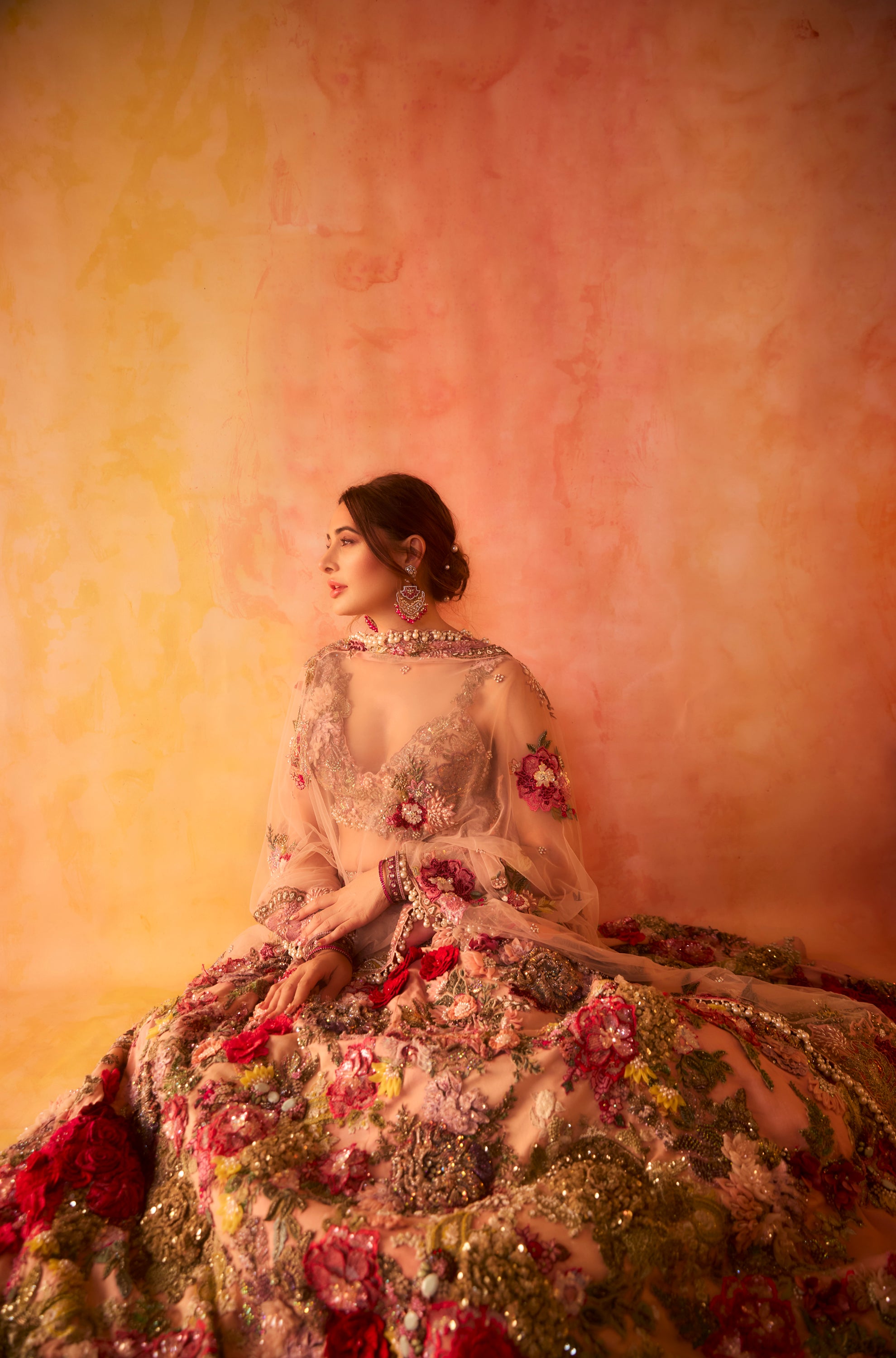 NARGIS FAKHRI - Lehenga set