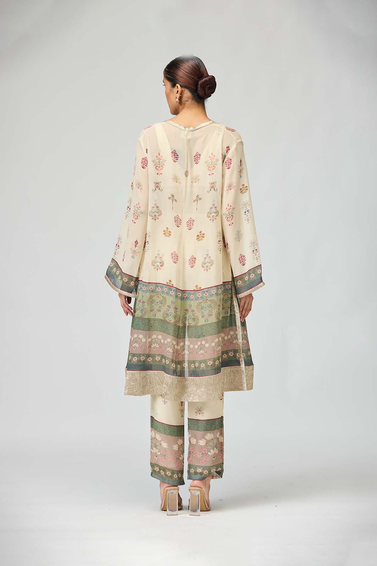 Ivory Floral Printed Kurta Set