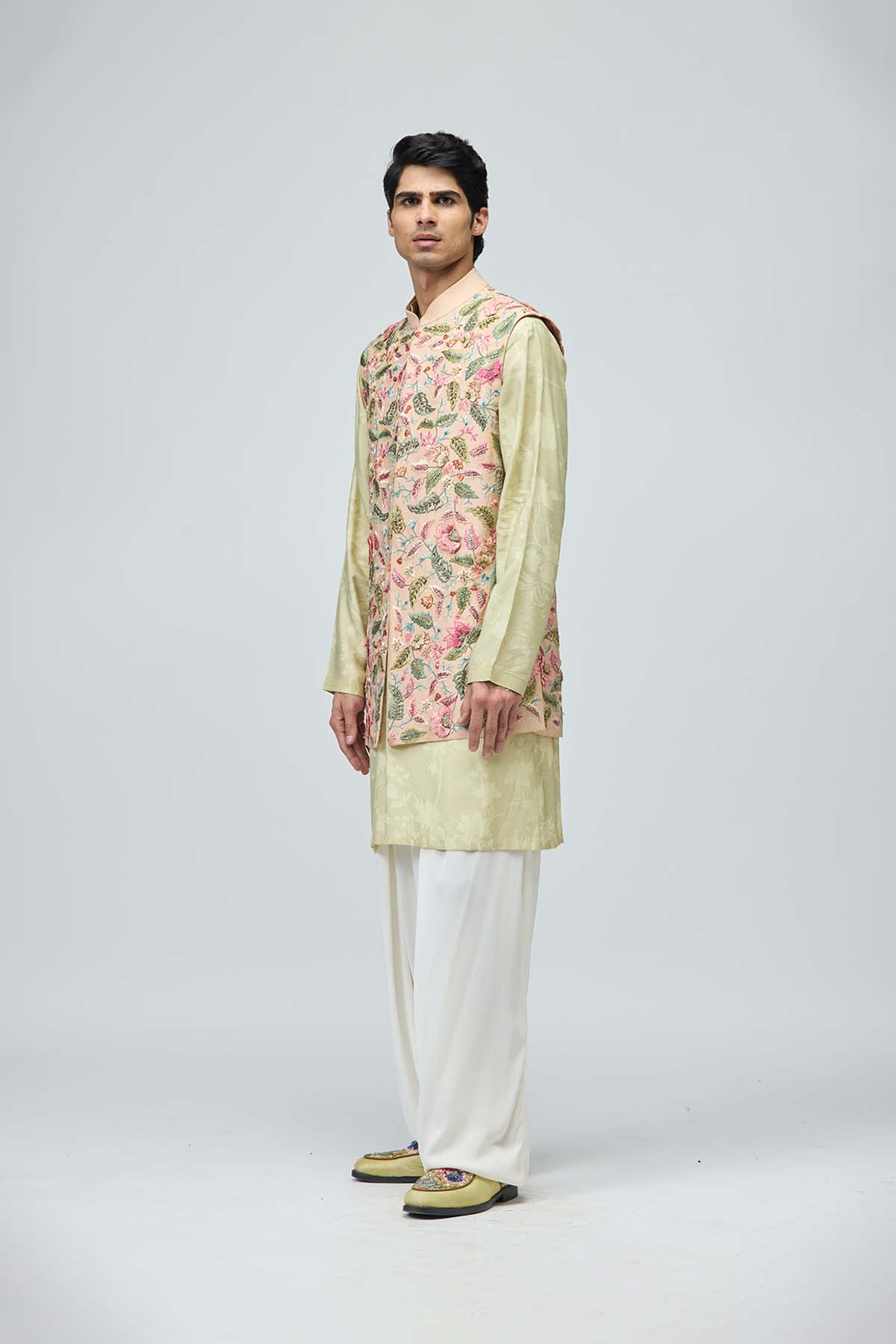 Pastel Floral Bundi Kurta Set