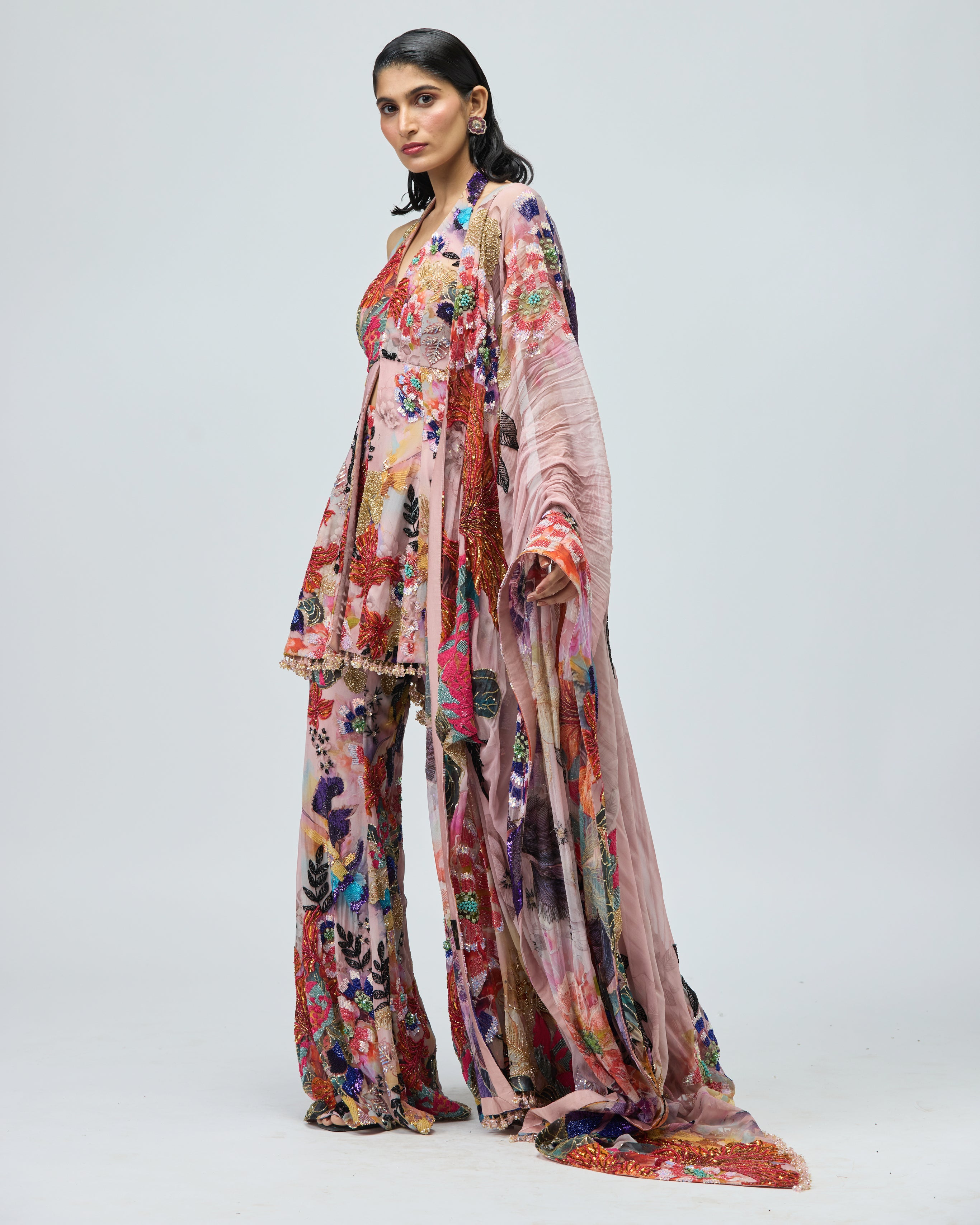 GGT HALTER NECK SHARARA SET