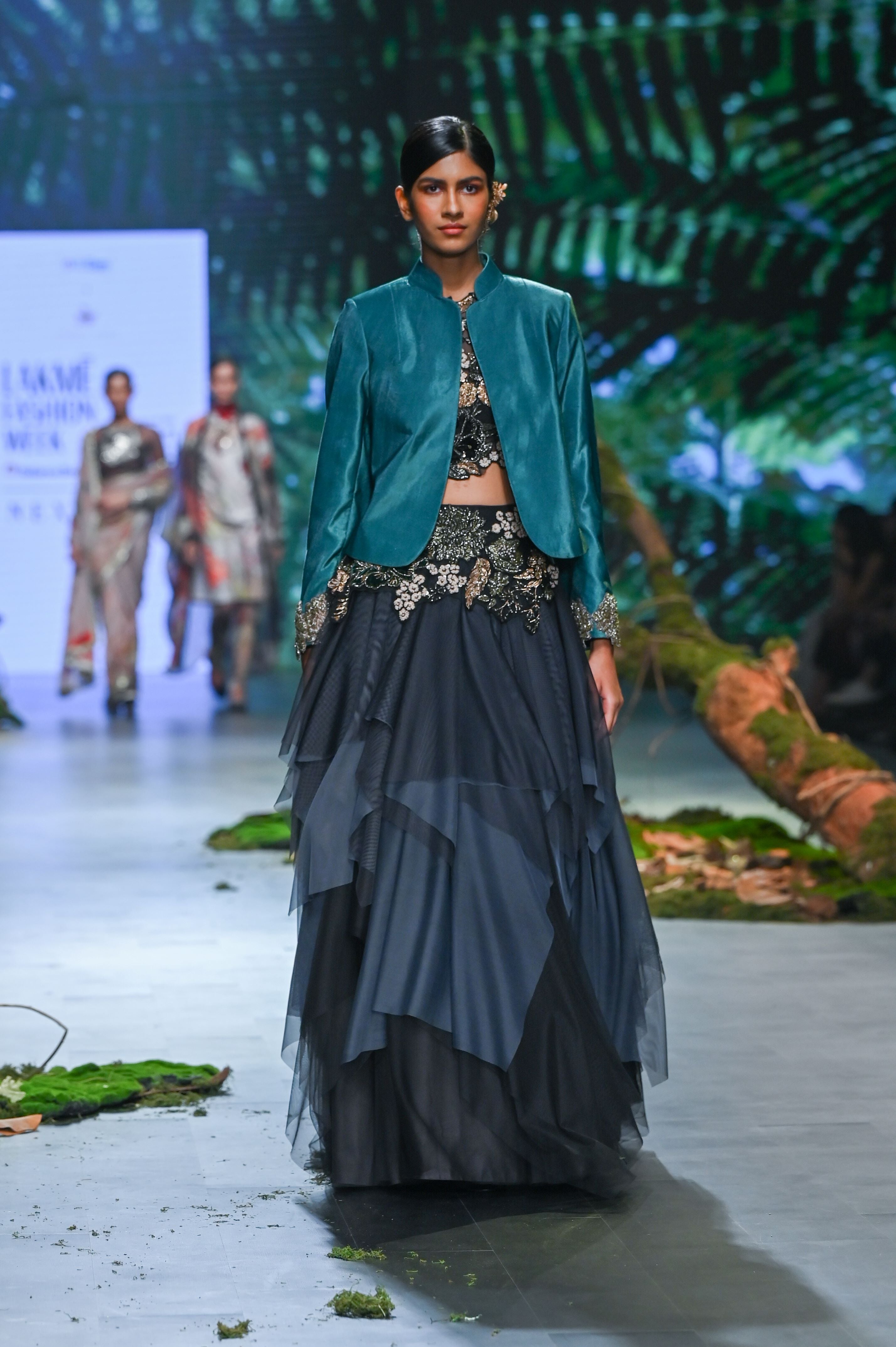 BLACK EMBROIDERED LEHENGA SET WITH JACKET