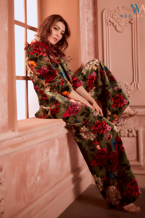 Hansika Motwani-Suit Set
