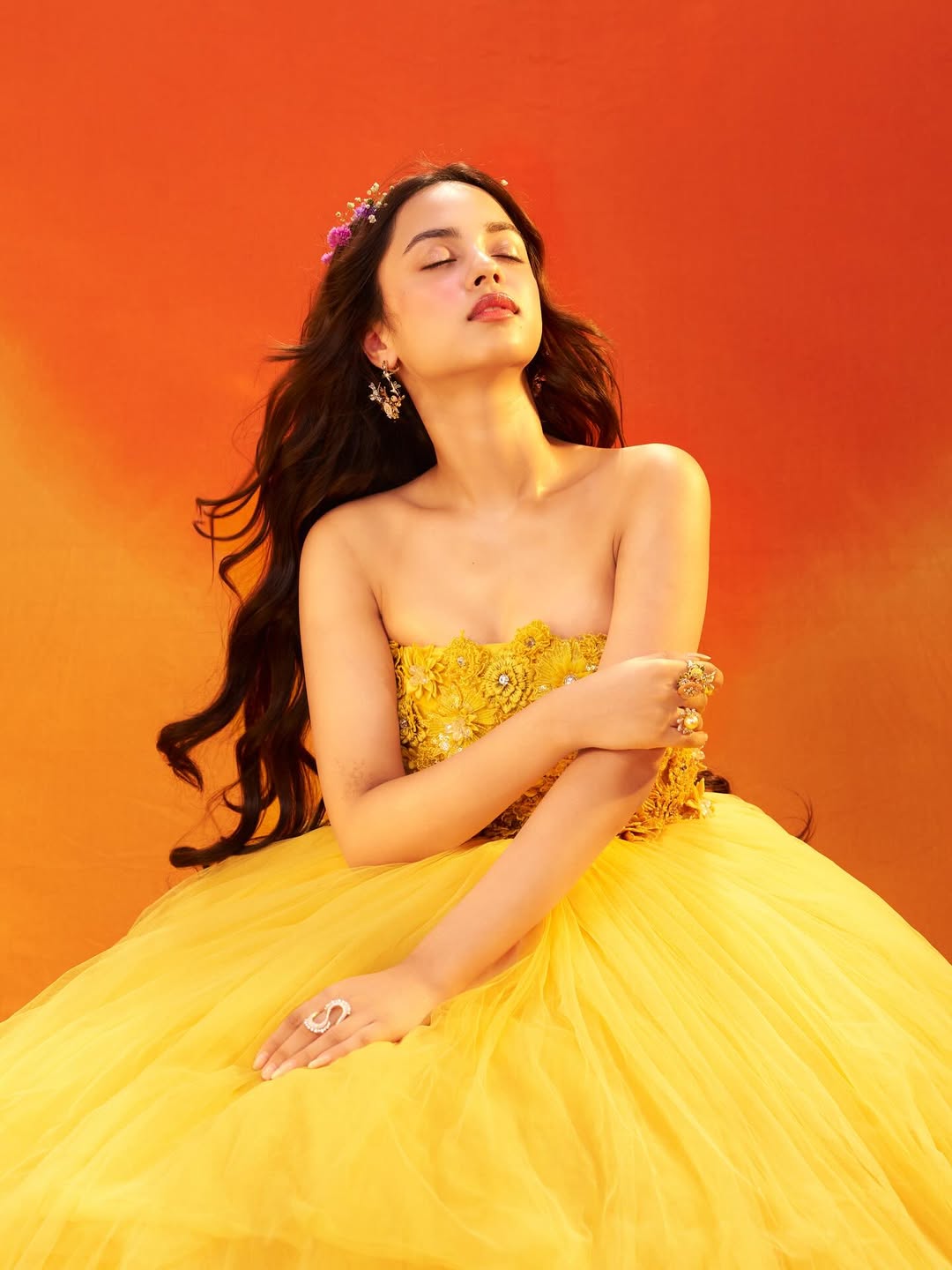 NITANSHI GOEL - Gown