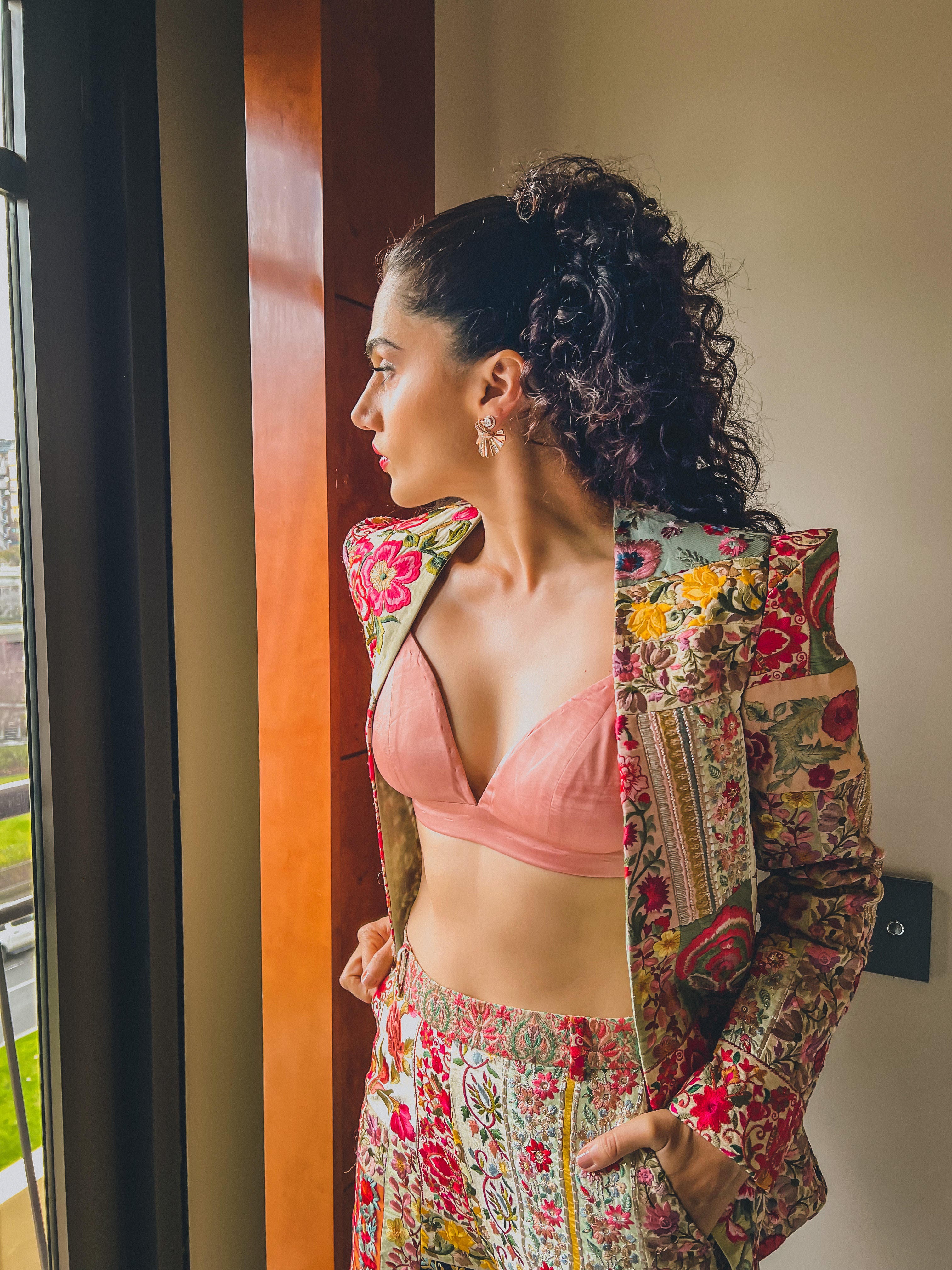 TAAPSEE PANU IN UPCYCLED MULTI PATCHWORK POWER SHOULDER SUIT