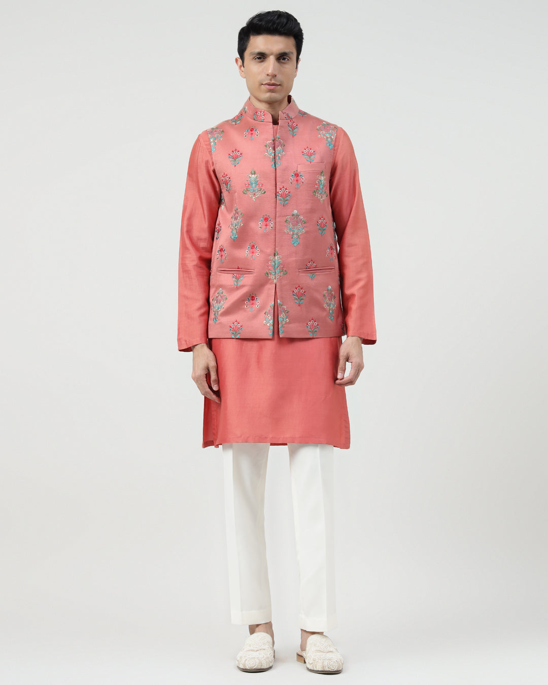 Kurta & Bundi