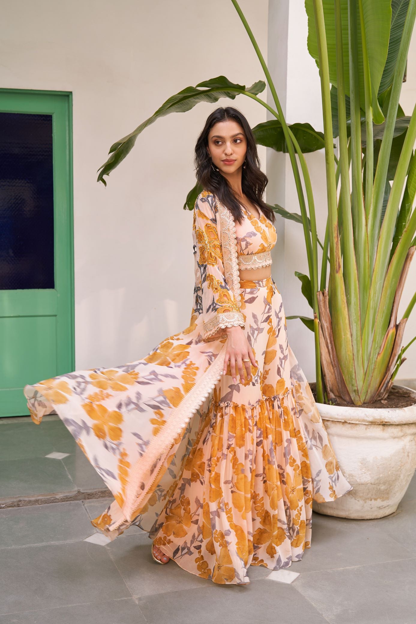 AZALEA SHARARA SET WITH OVERLAY