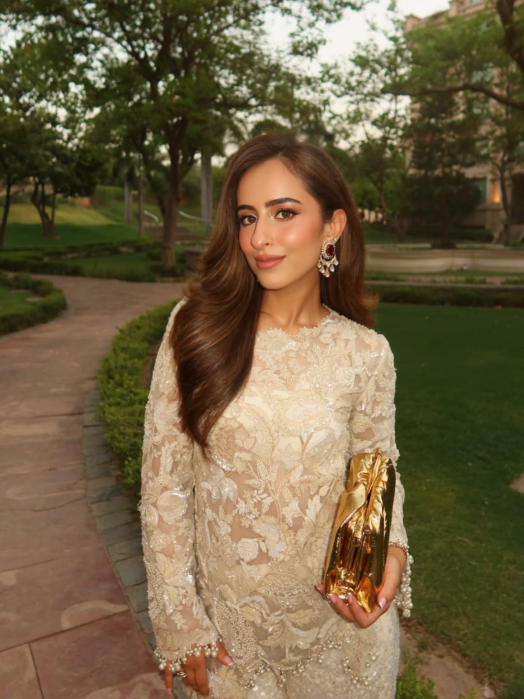 SMRIDHI OBEROI IN IVORY EMBELLISHED PEPLUM SET