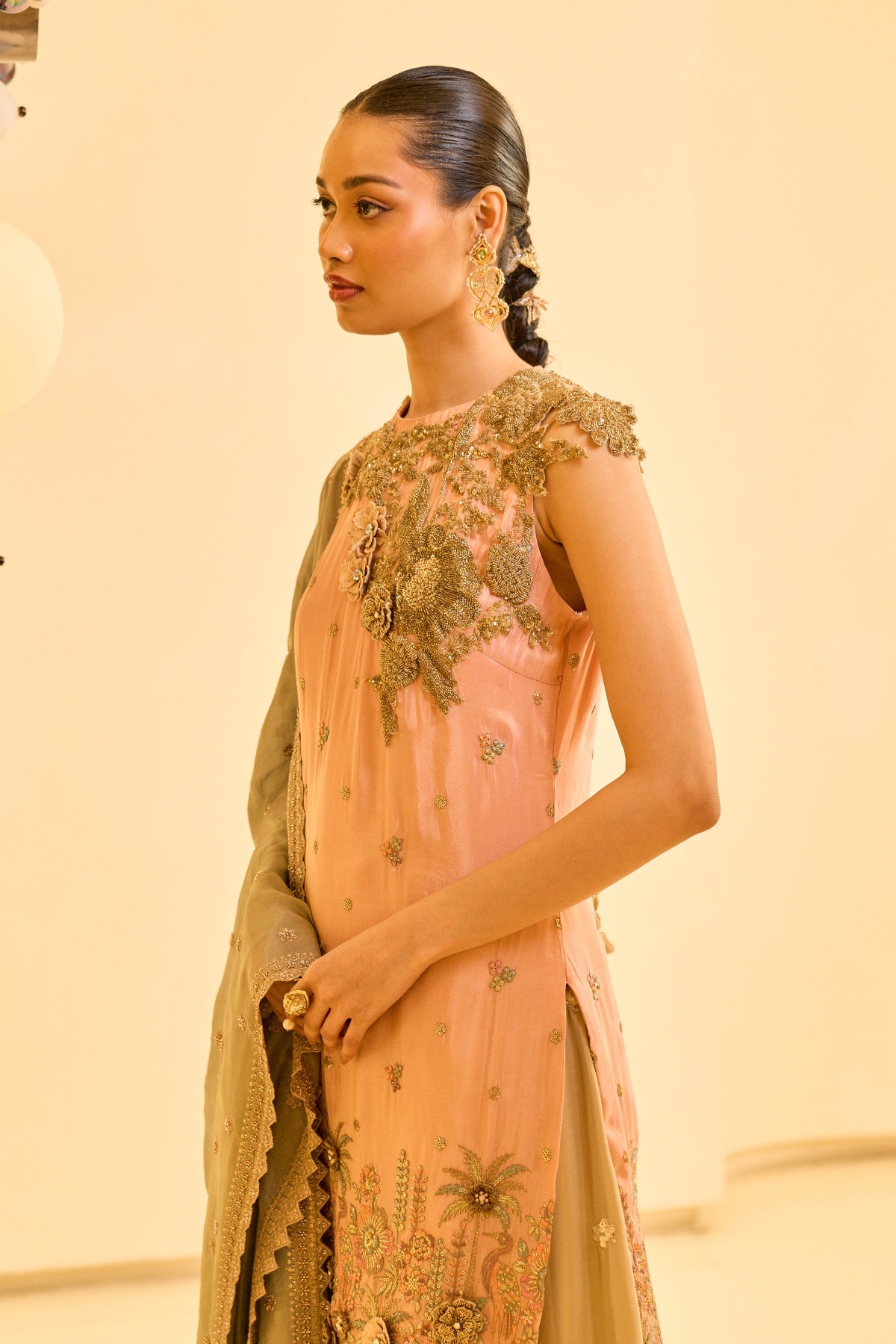 BLUSH EMBROIDERED KURTA SET