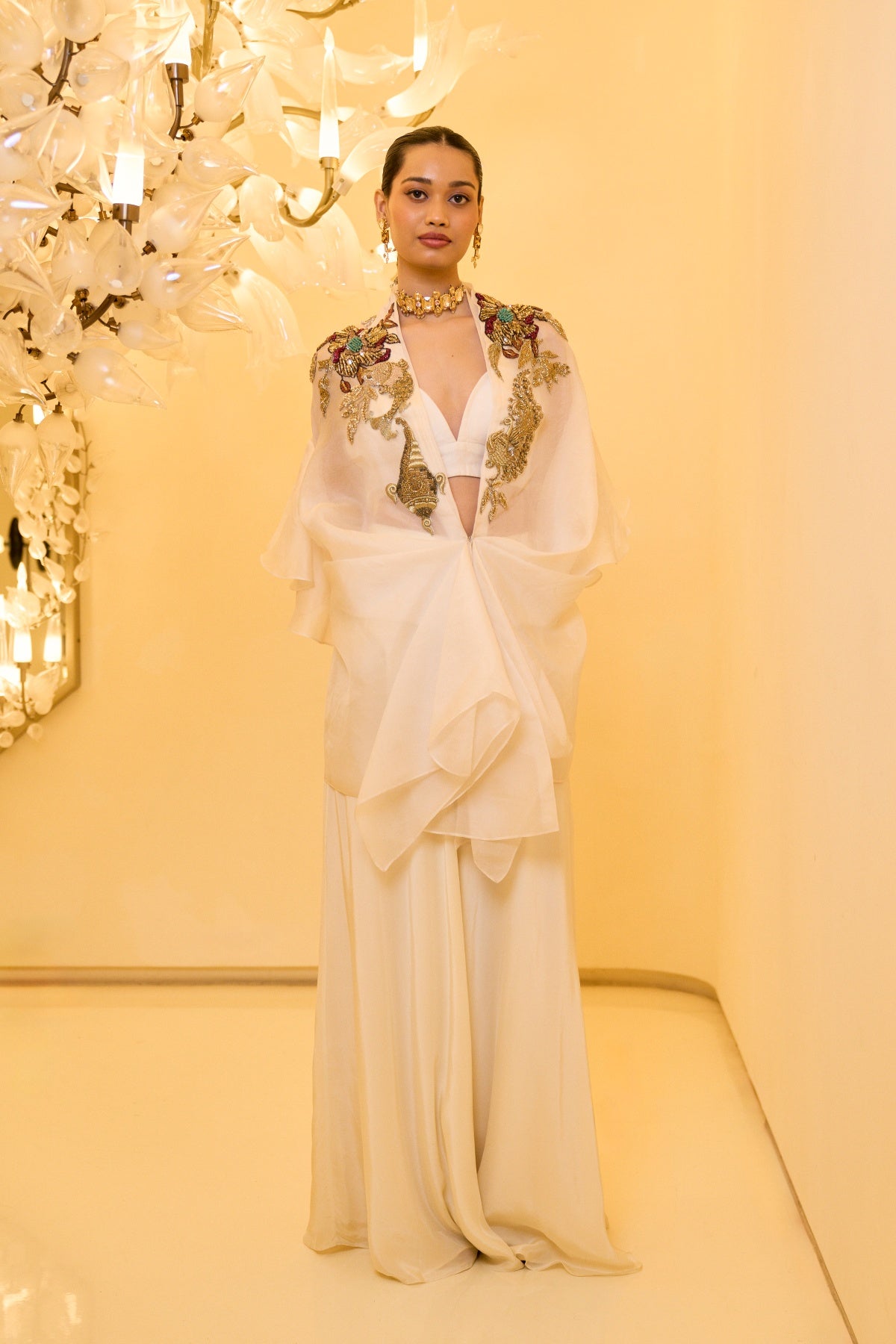 IVORY EMBROIDERED CAPE SET