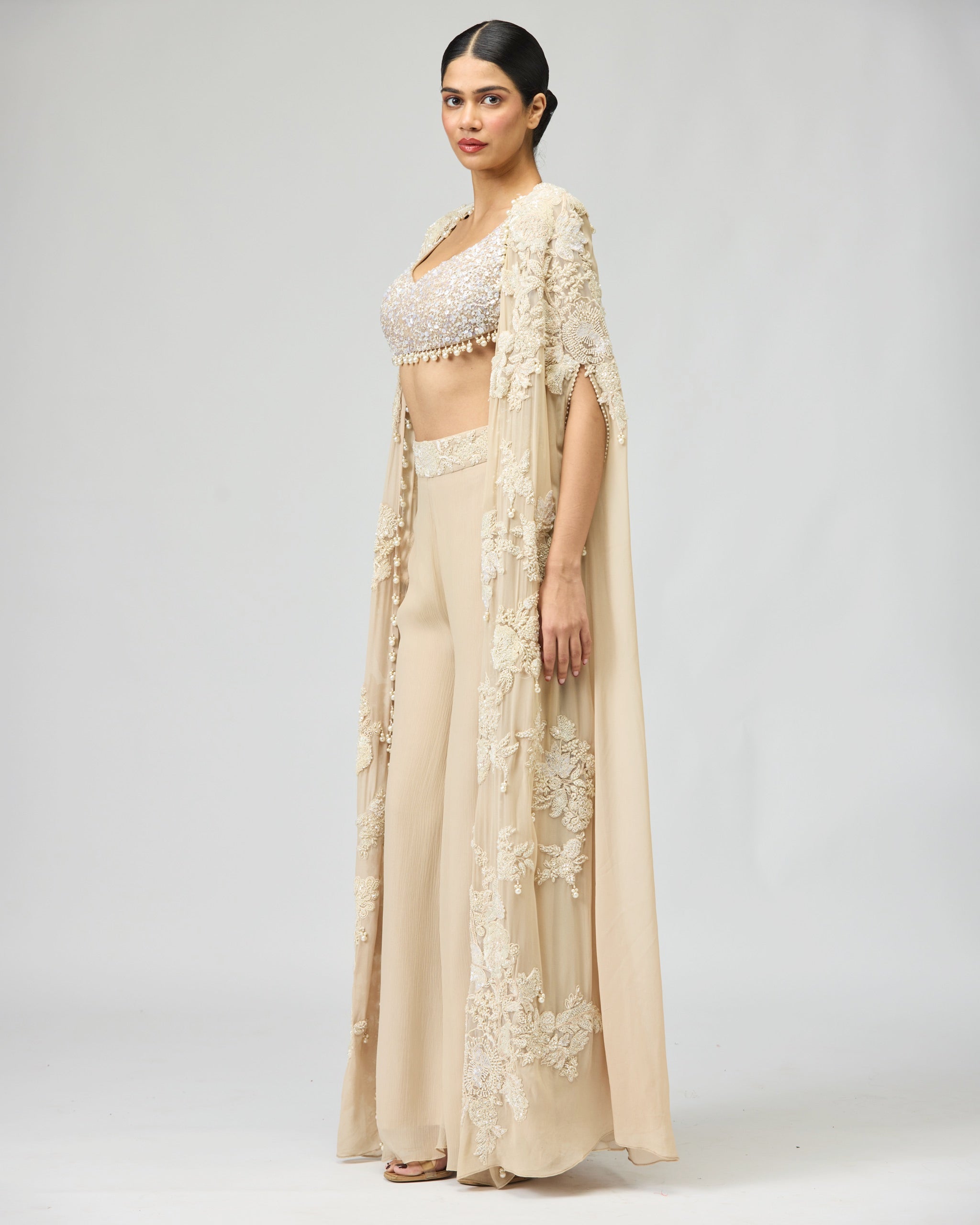 IVORY GGT CAPE SET