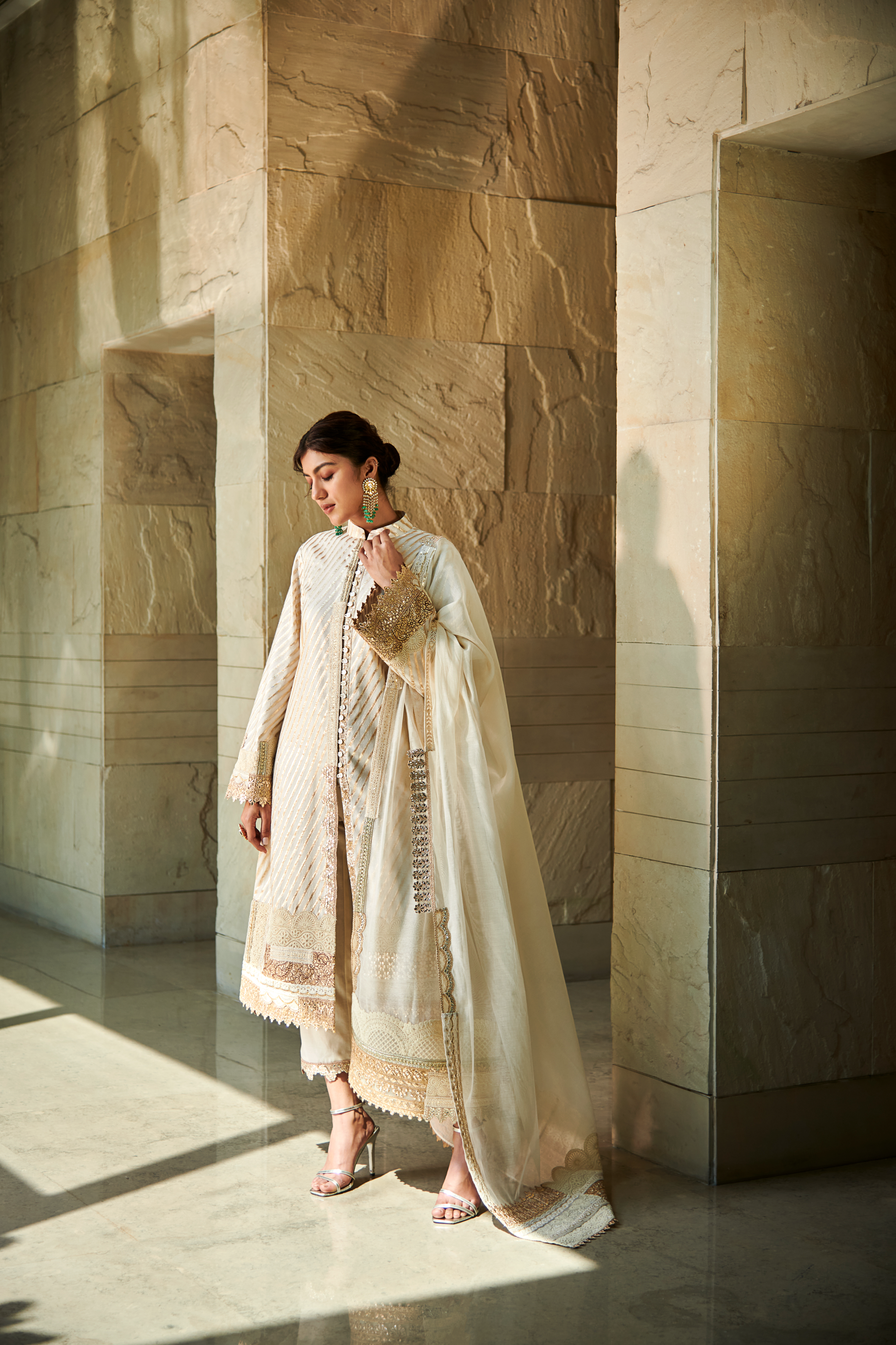 Multi Patch Ivory & Gold Front Open Suit Set