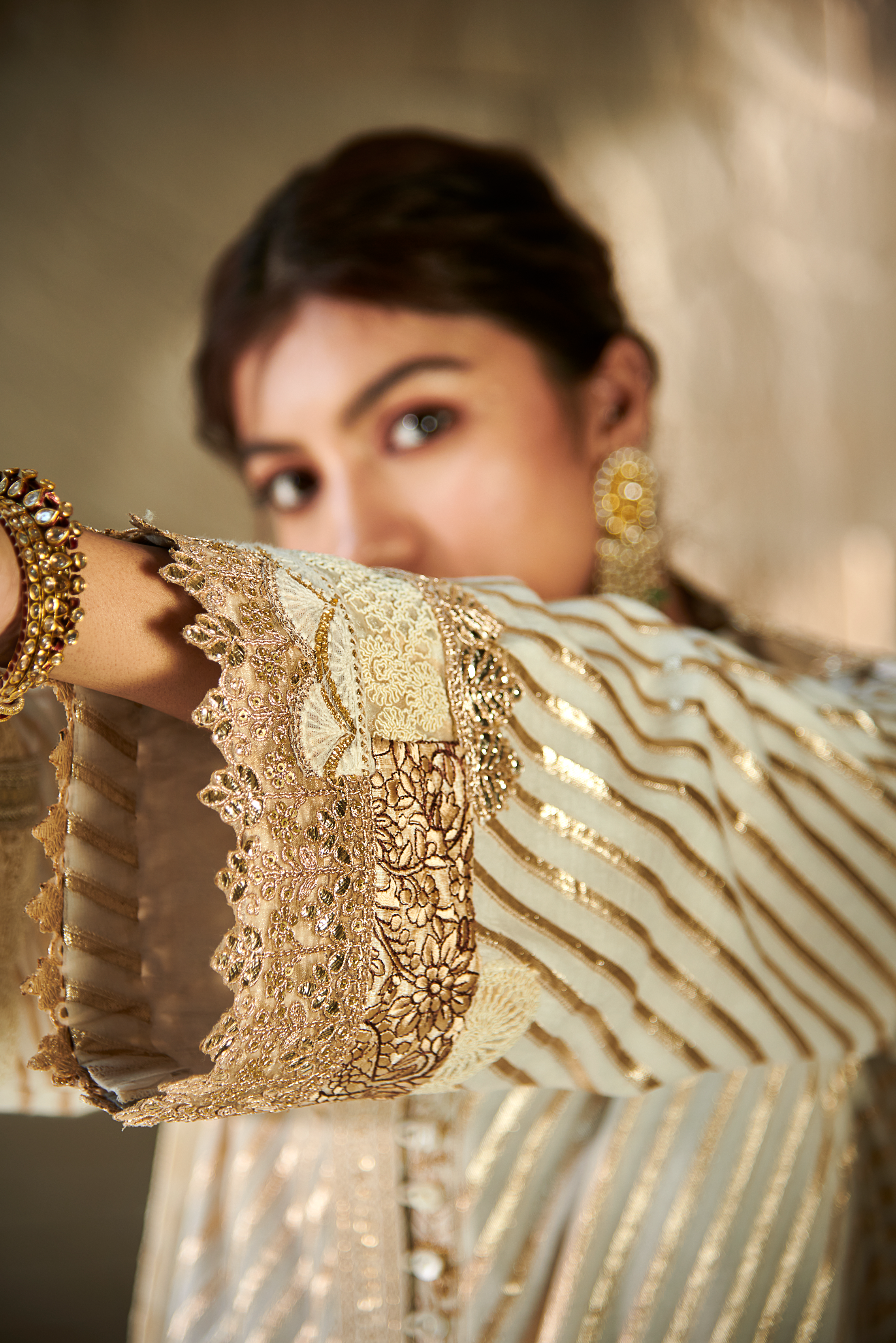 Multi Patch Ivory & Gold Front Open Suit Set