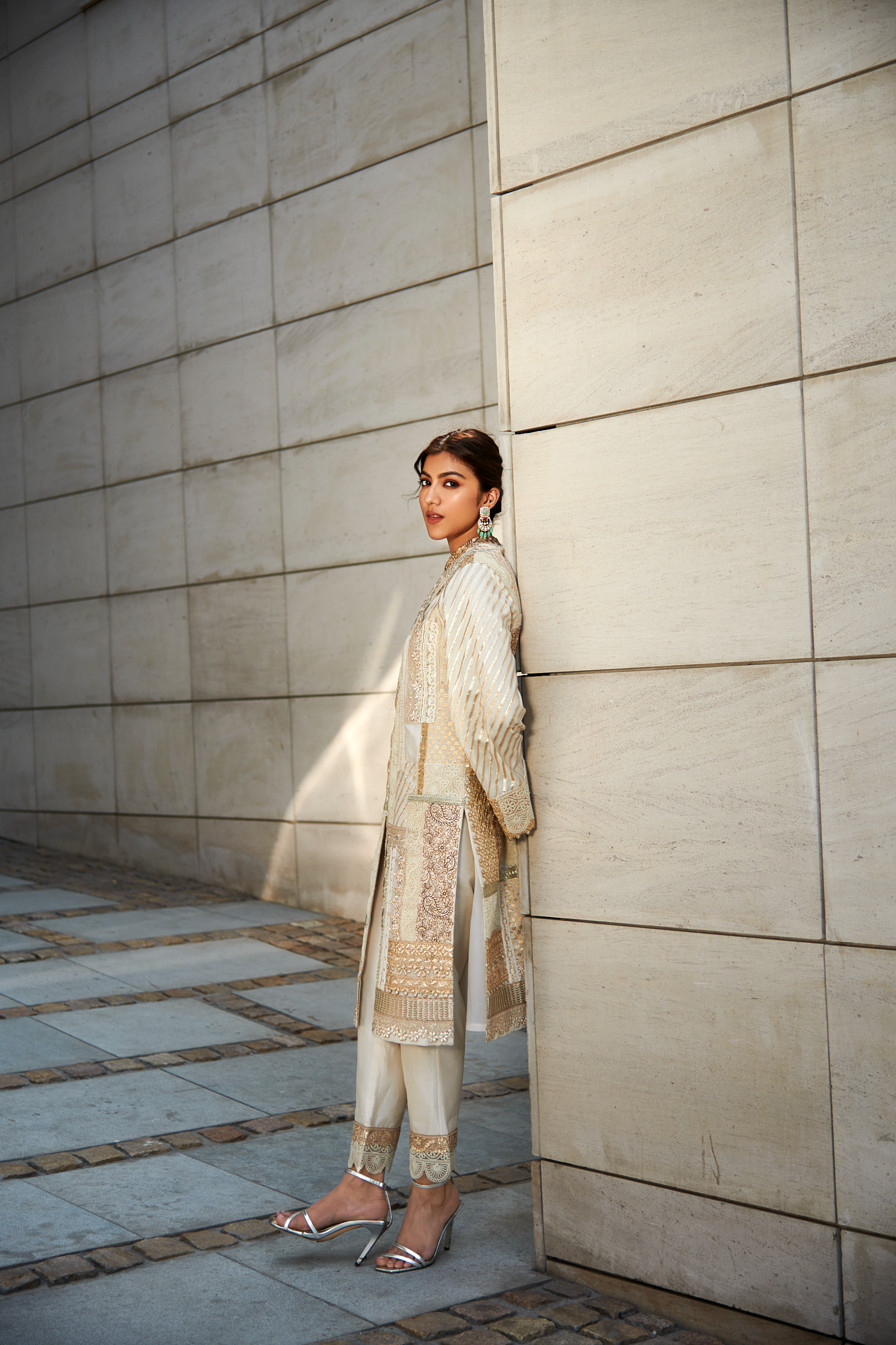 Multi Patch Ivory & Gold Front Open Suit Set