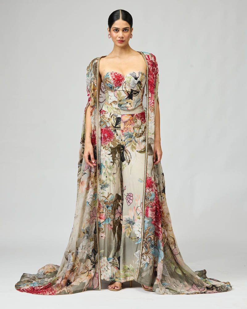 EMBROIDERED CAPE SET