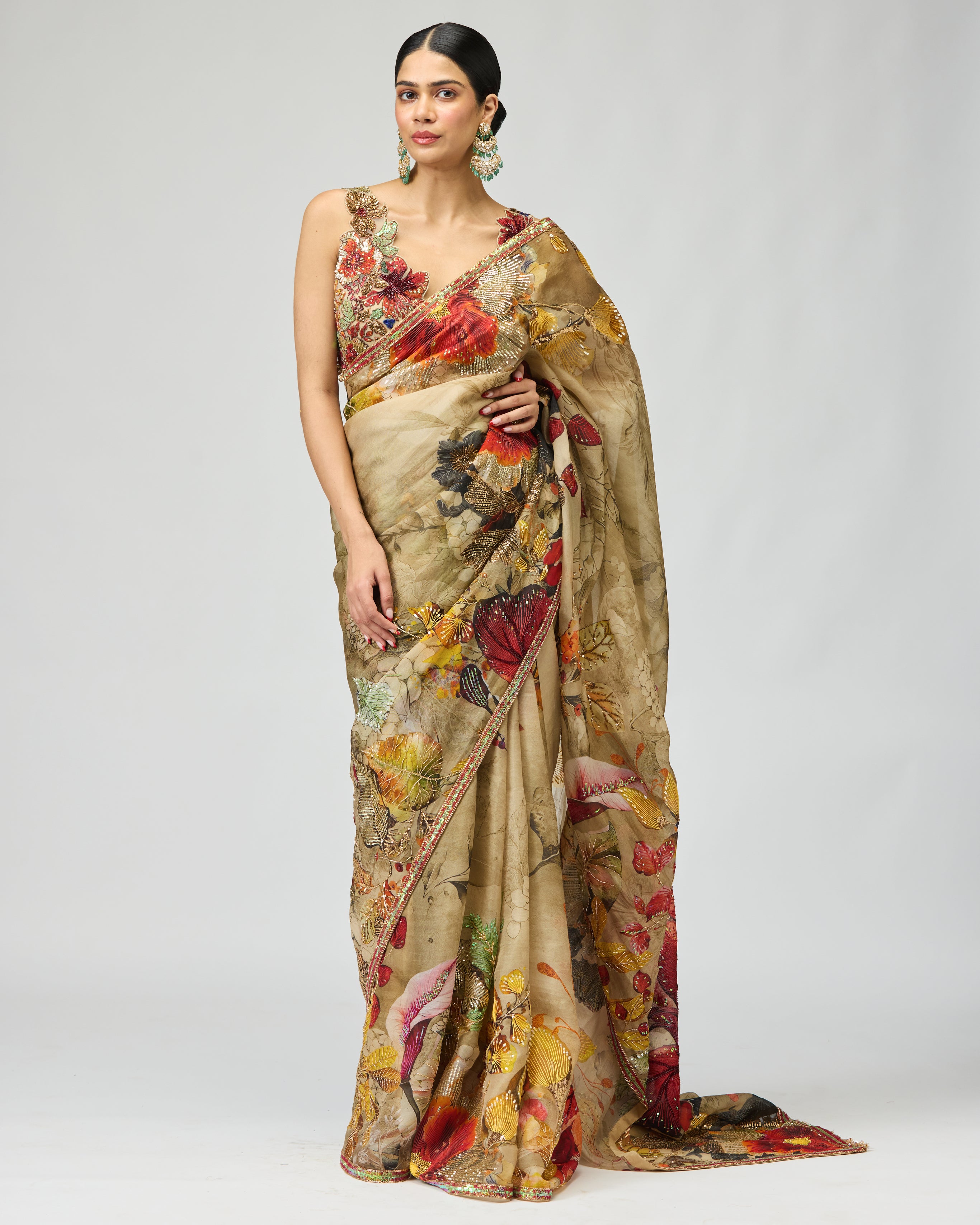 BEIGE FLOWER MOTIF SAREE SET