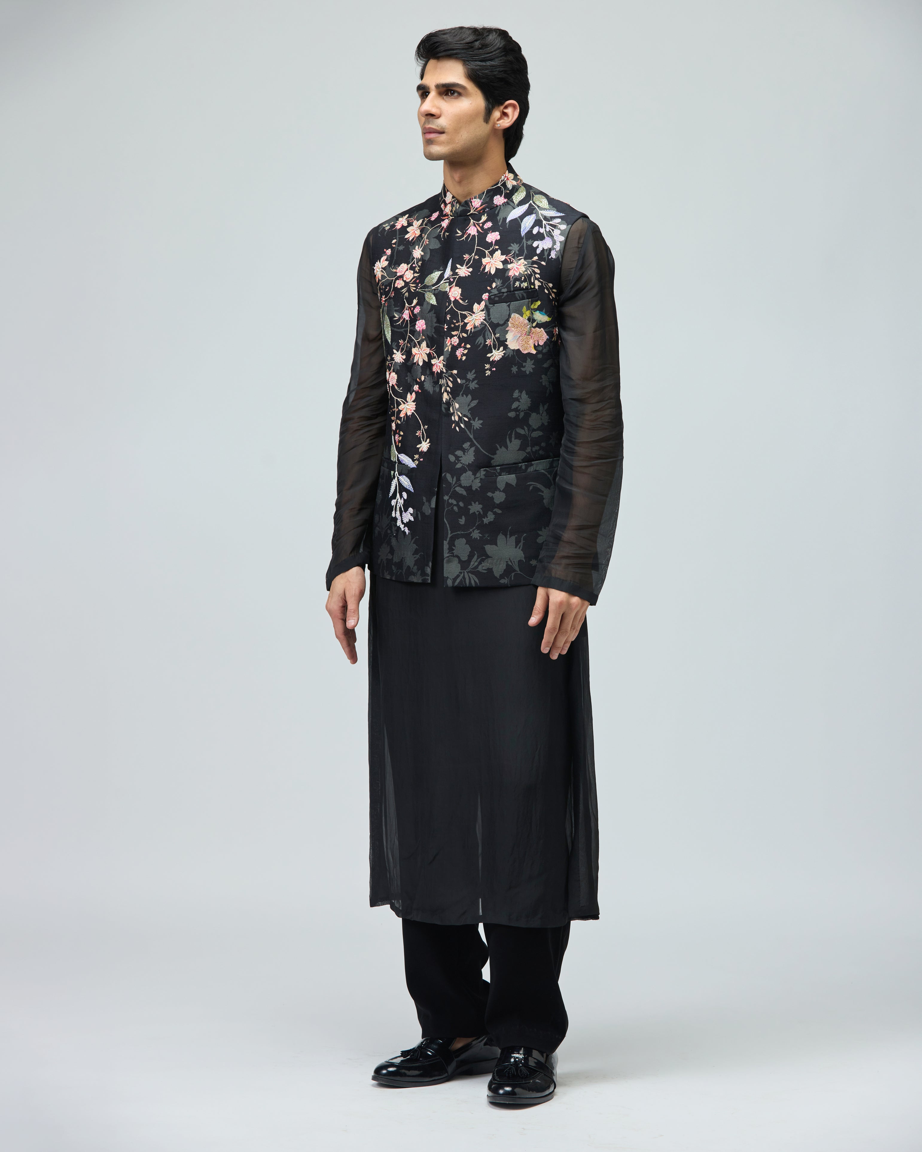 BLACK FLORAL BUNDI