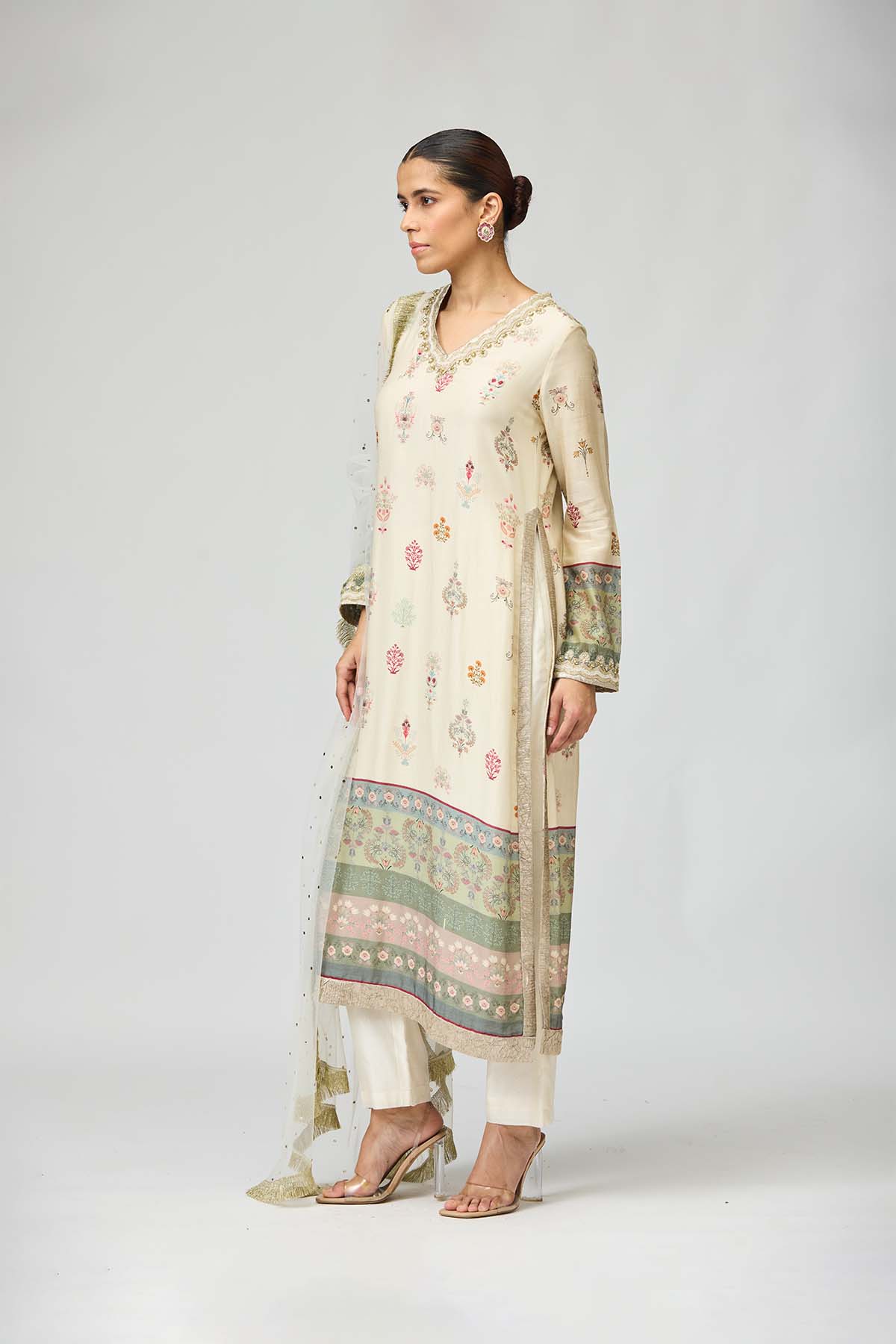 Ivory Floral Printed Kurta Set