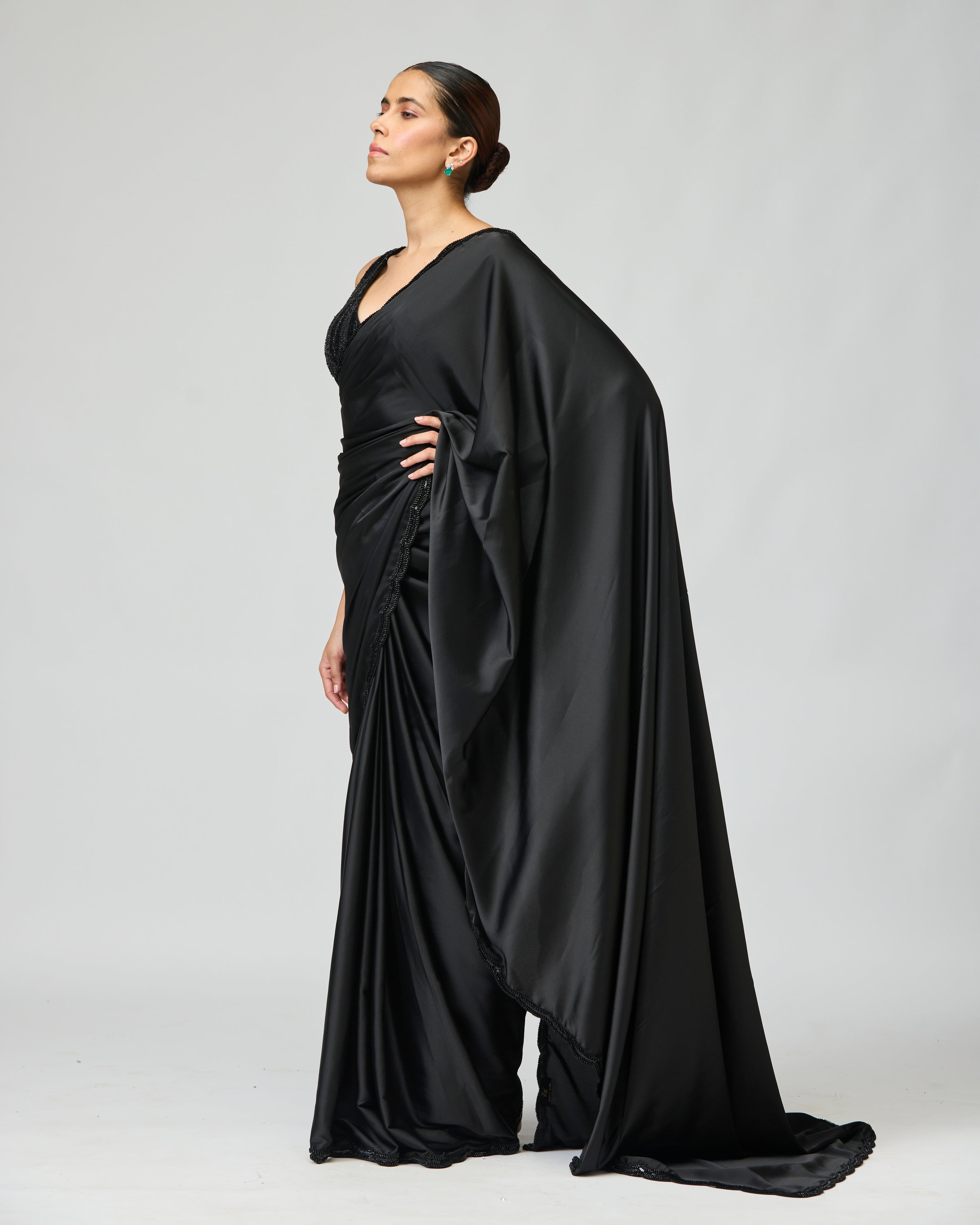 BLACK EMBROIDERED SAREE SET