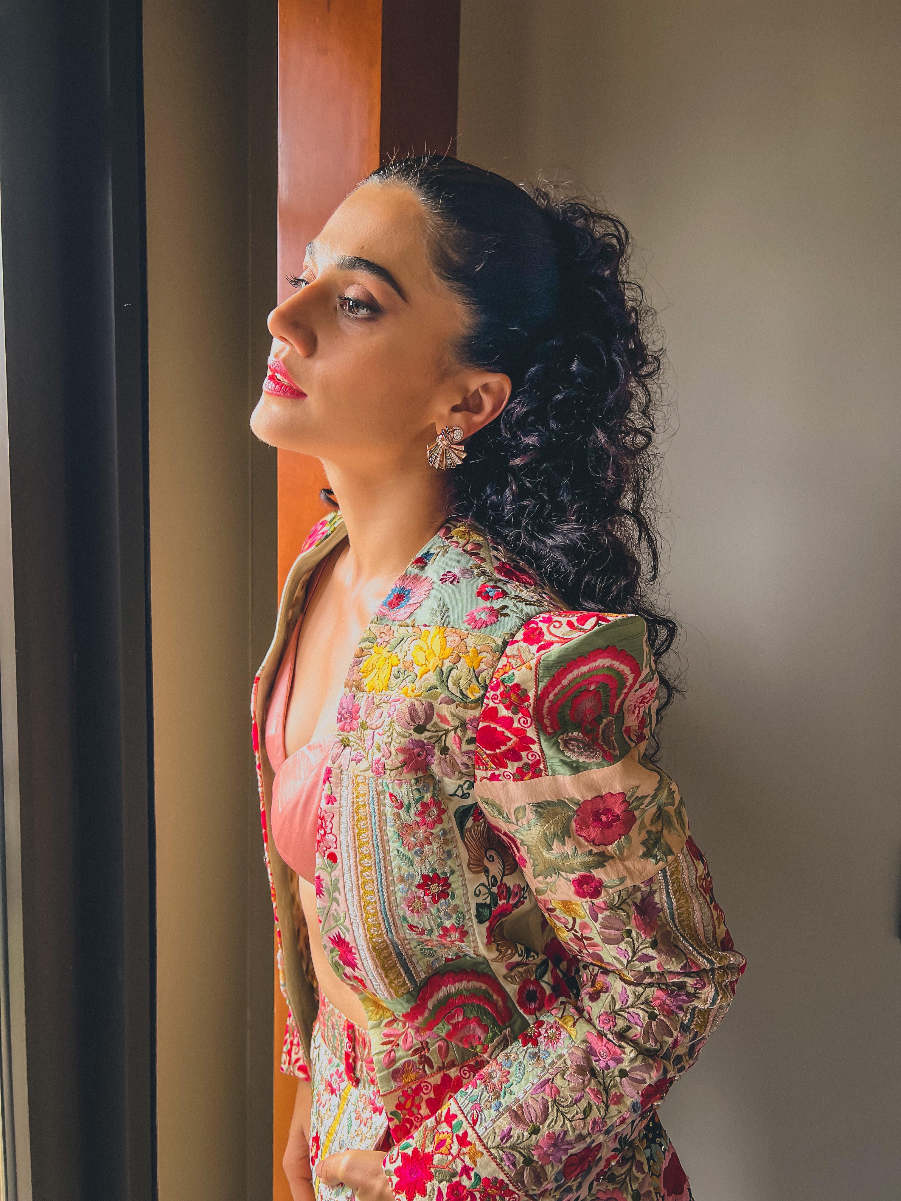 TAAPSEE PANU IN UPCYCLED MULTI PATCHWORK POWER SHOULDER SUIT