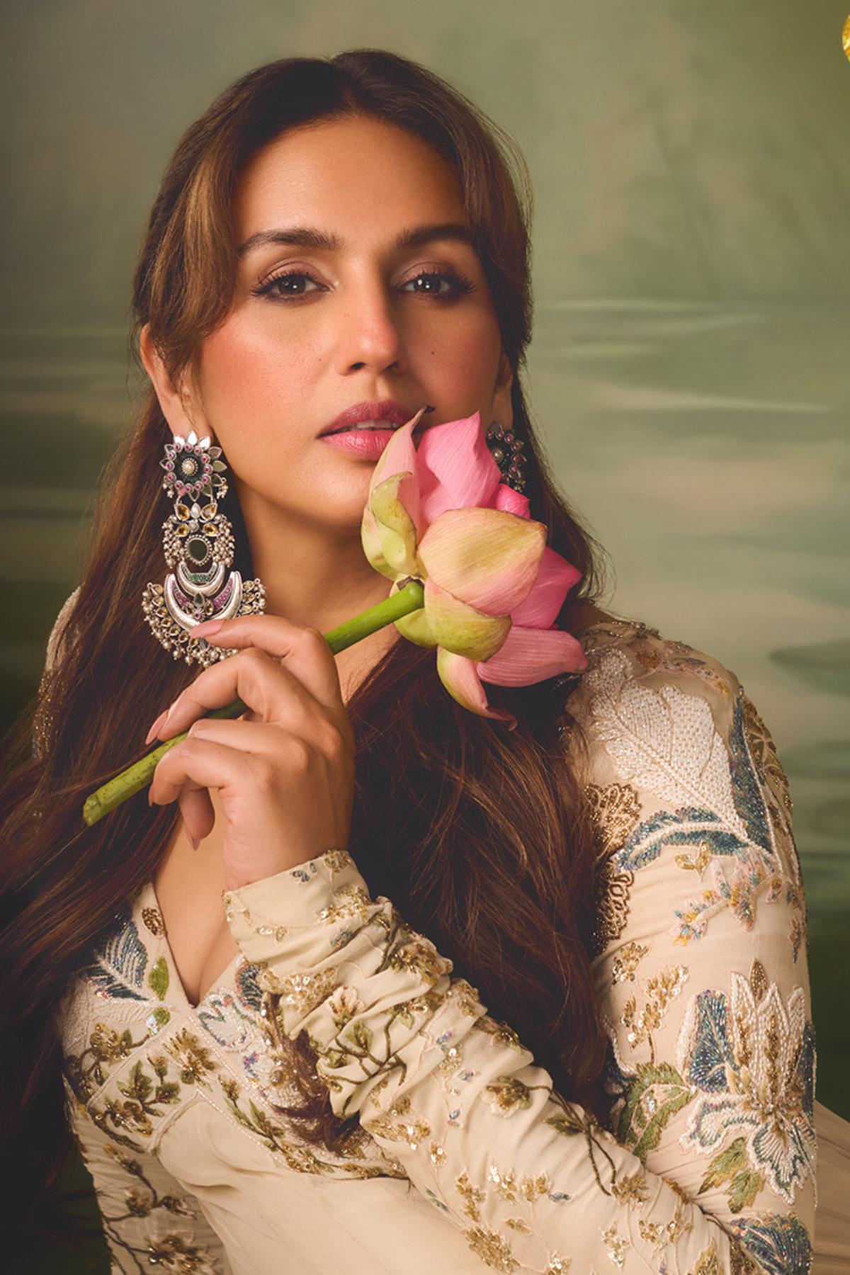 HUMA QURESHI IN IVORY THREAD WORK ANARKALI SET