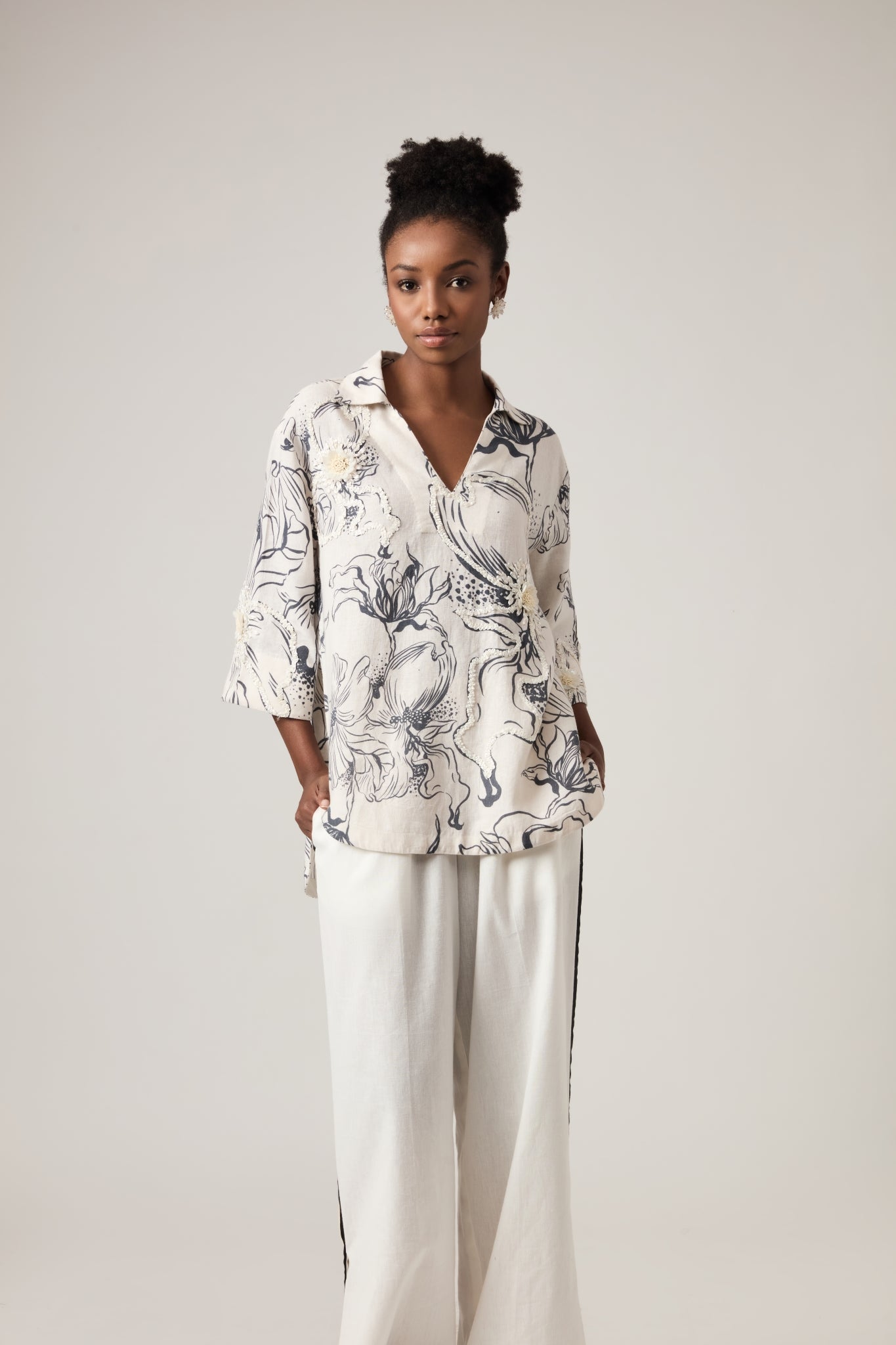 LUNA IVORY ALL OVER PRINTED TOP