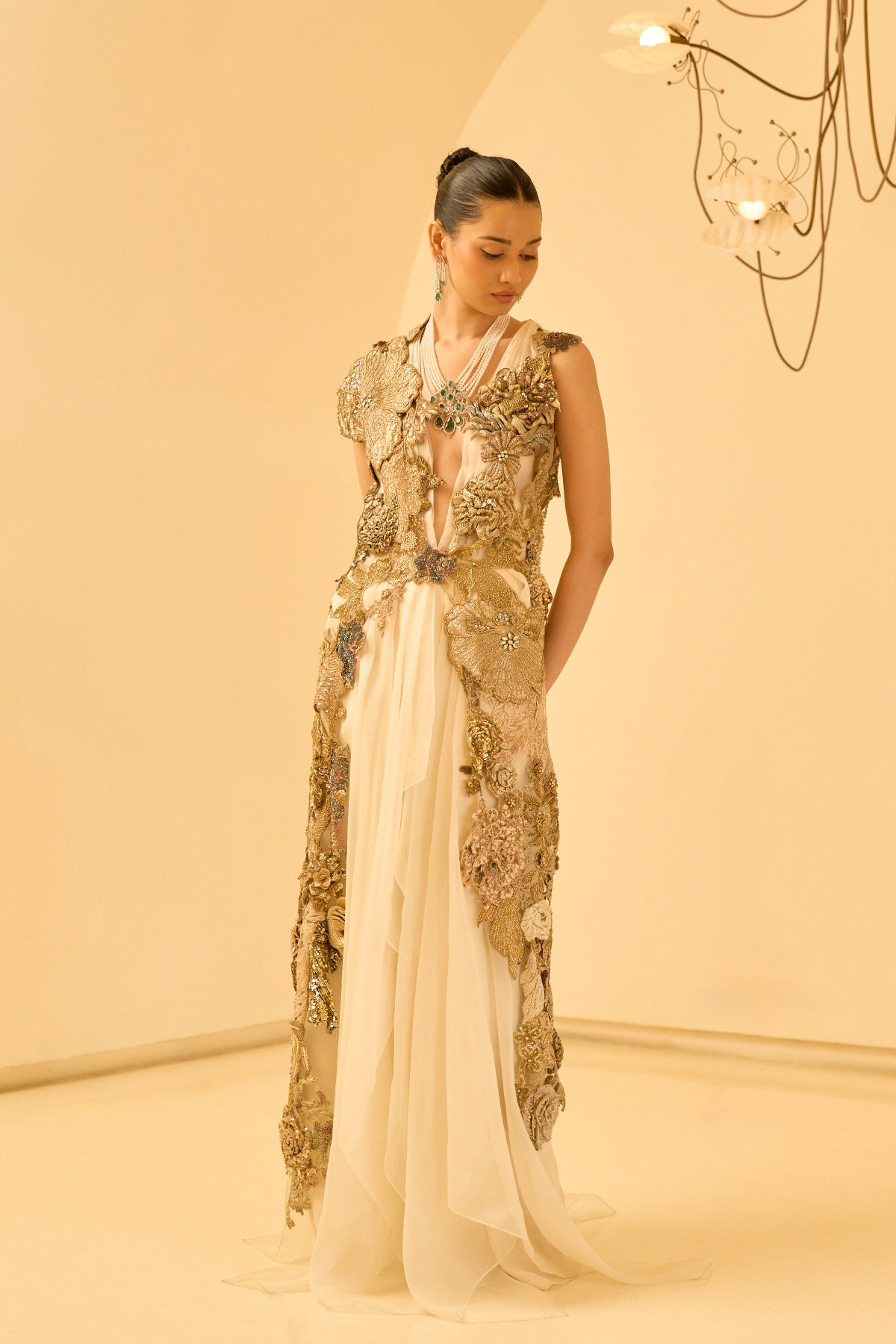 AURELIA GOLD EMBELLISHED JACKET SET