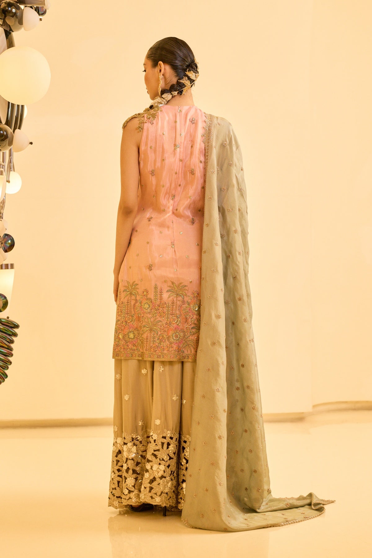BLUSH EMBROIDERED KURTA SET