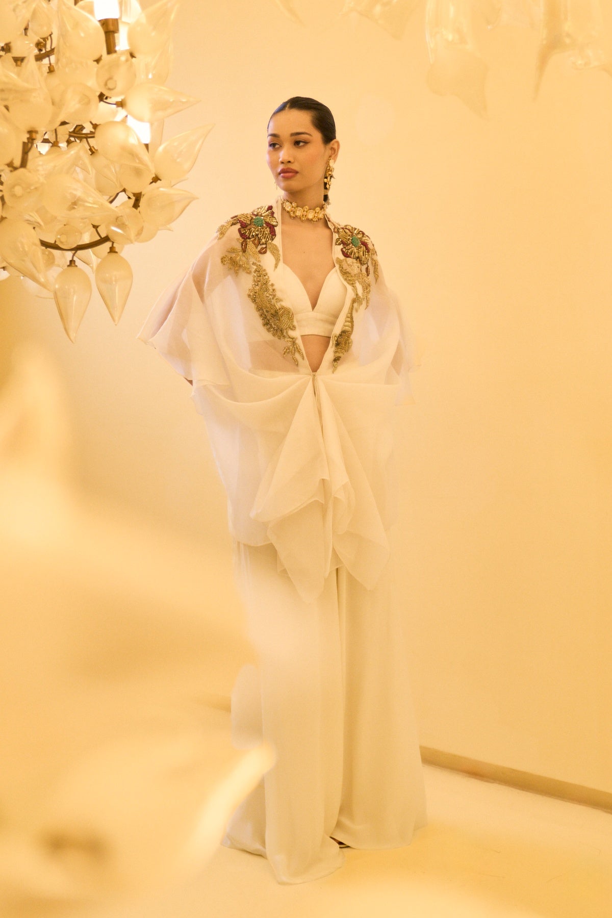 IVORY EMBROIDERED CAPE SET