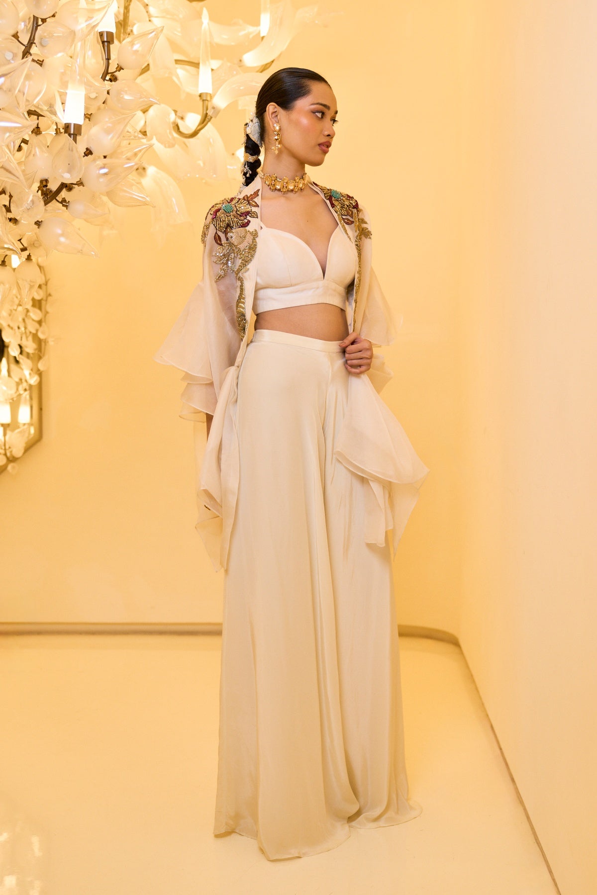 IVORY EMBROIDERED CAPE SET