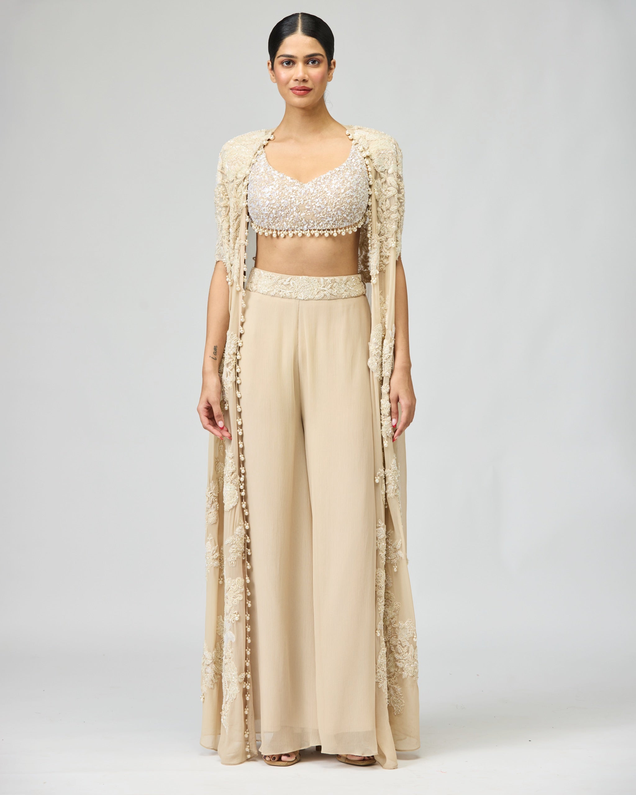 IVORY GGT CAPE SET